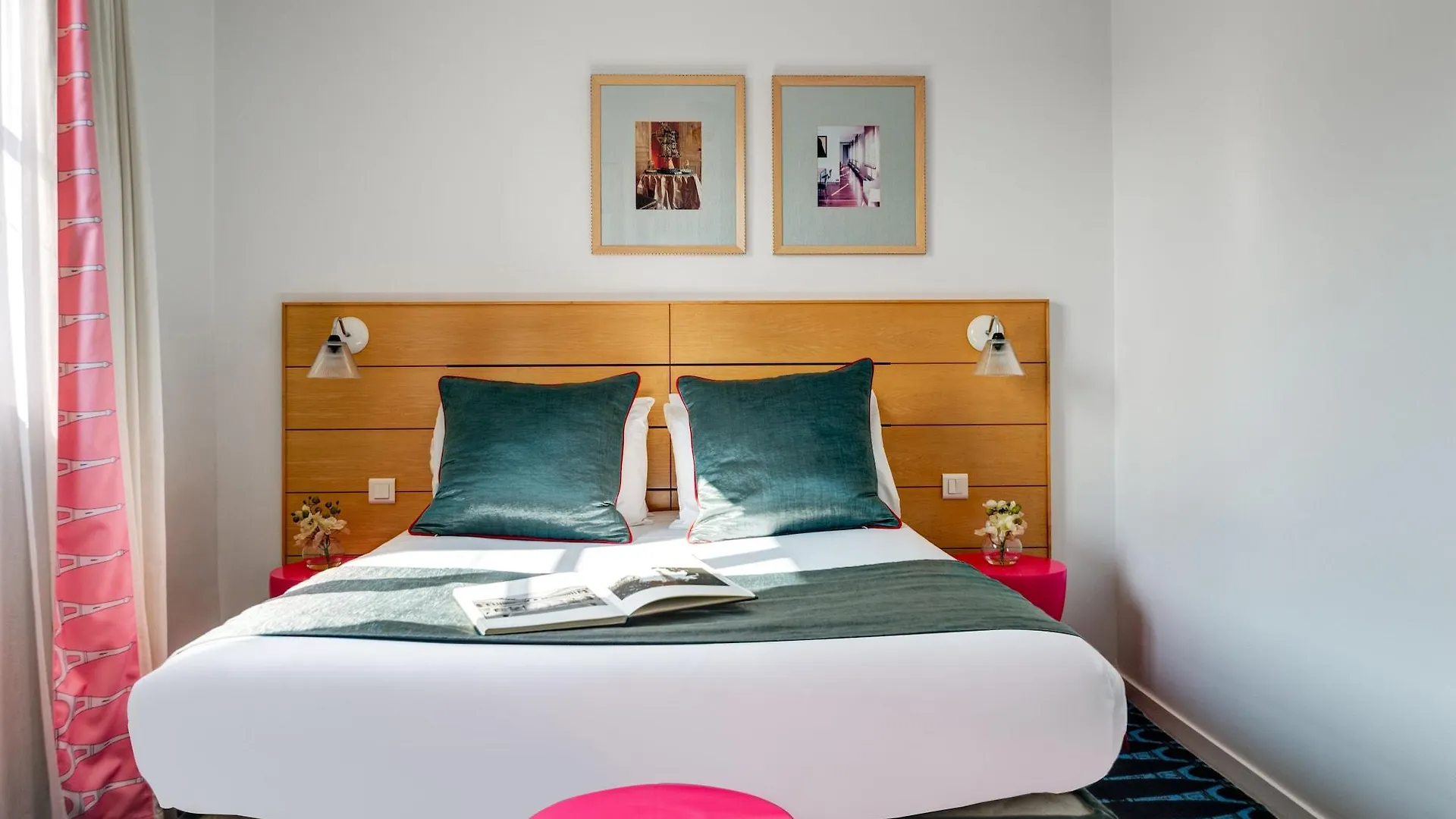 Hotel Lorette - Astotel Paris France
