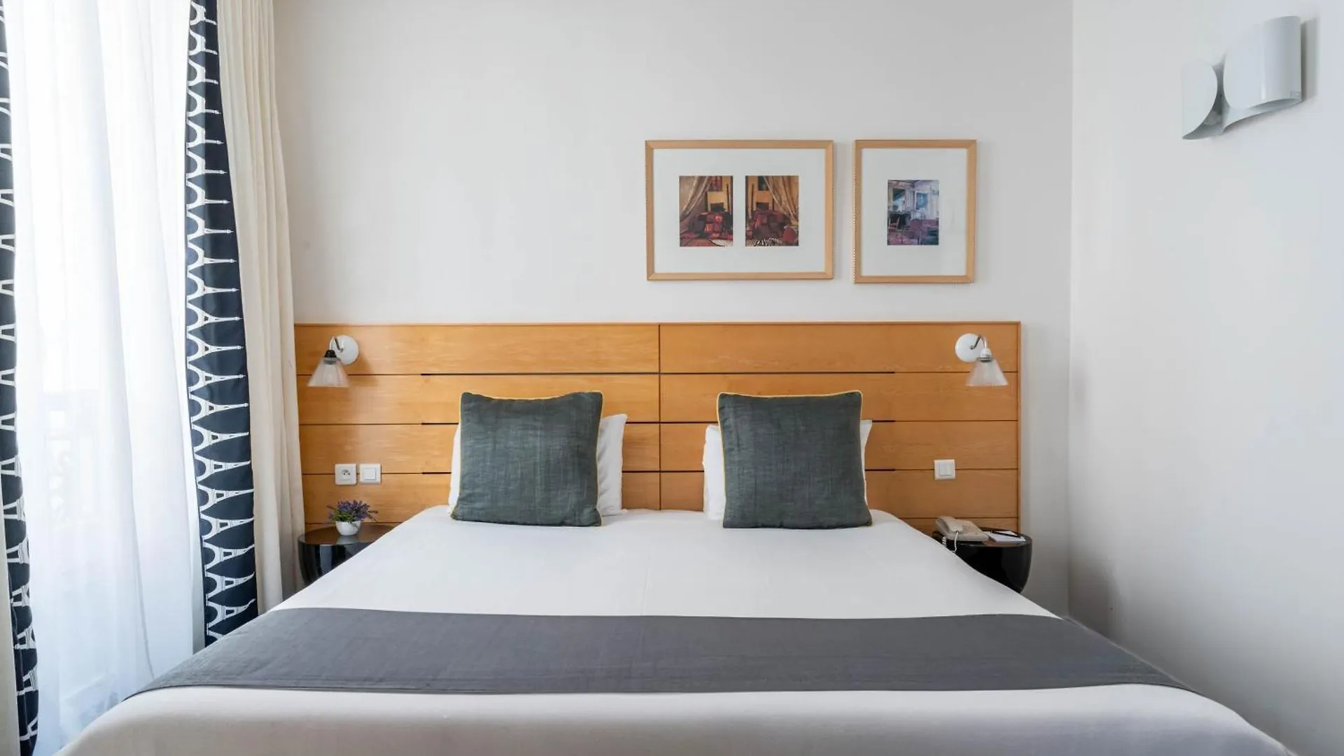 פריז Hotel Lorette - Astotel 3*,
